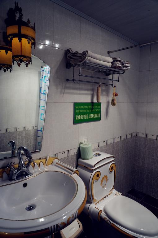 Templeside Deluxe Hutong Hotel Peking  Kamer foto